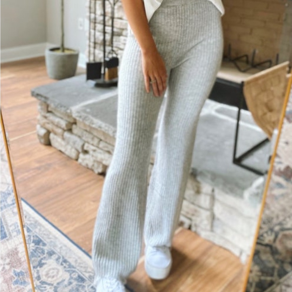 Boutique Gray Flair Ribbed Sweatpants